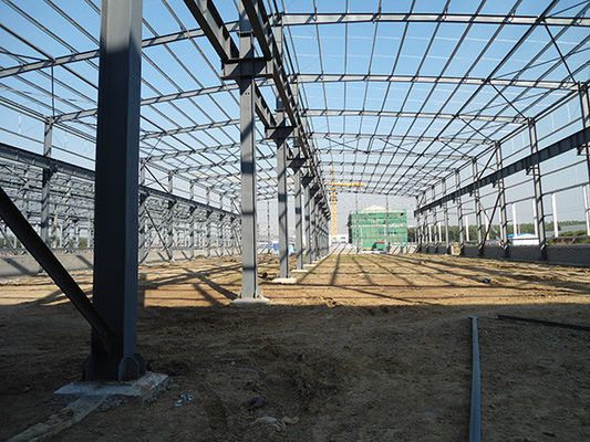 工業用用鉄鋼構造の建設